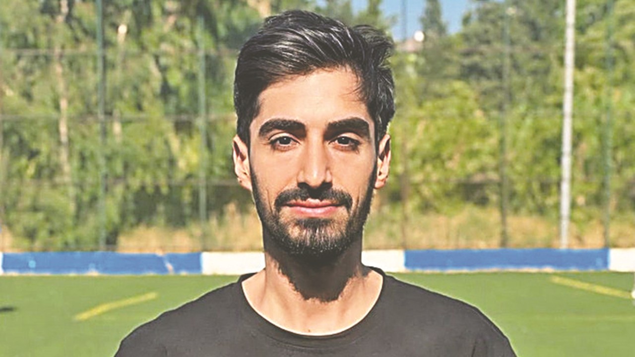 Takımın hocasını attılar! CHP sporda da zulüm estiriyor