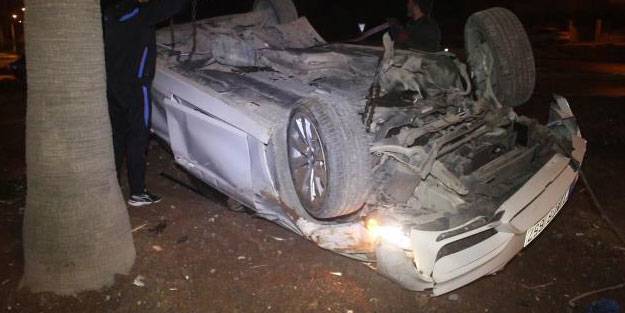 Takla atan otomobildeki 3 kişi yaralandı