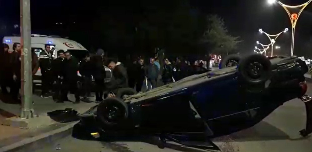 Takla atan otomobilin sürücüsü yaralandı 