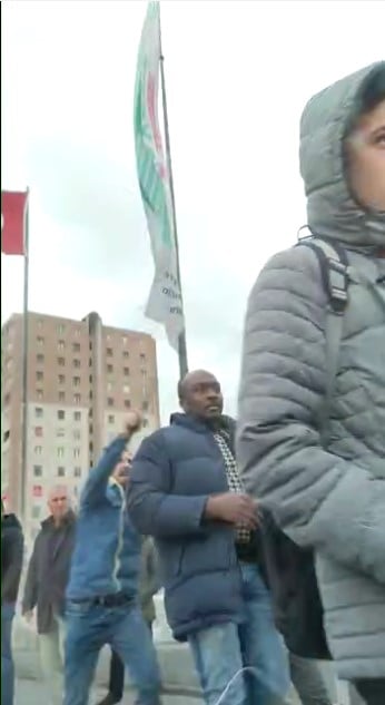 Taksici dehşeti kamerada! Kurbağacık anahtarı ile müşterisinin kafasına vurdu
