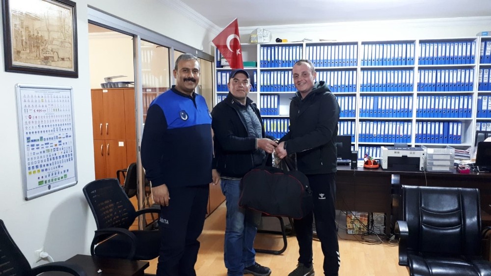 Taksiciden örnek davranış 