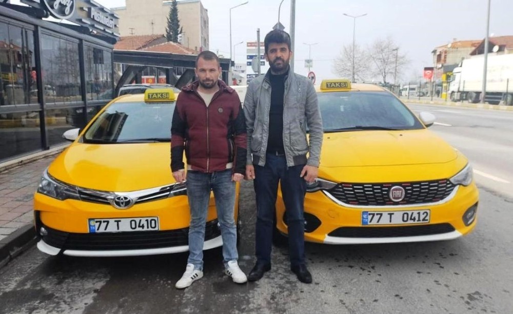 Taksicilerden örnek davranış….. 65 yaş üstü vatandaşlara ücretsiz hizmet 