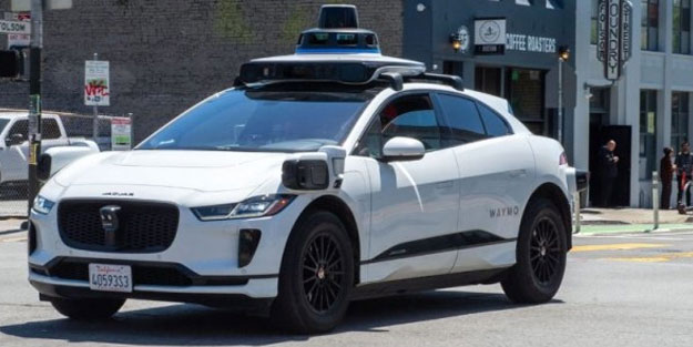 Taksilerin sonu mu geliyor? Waymo robotaksileri rekor kırdı
