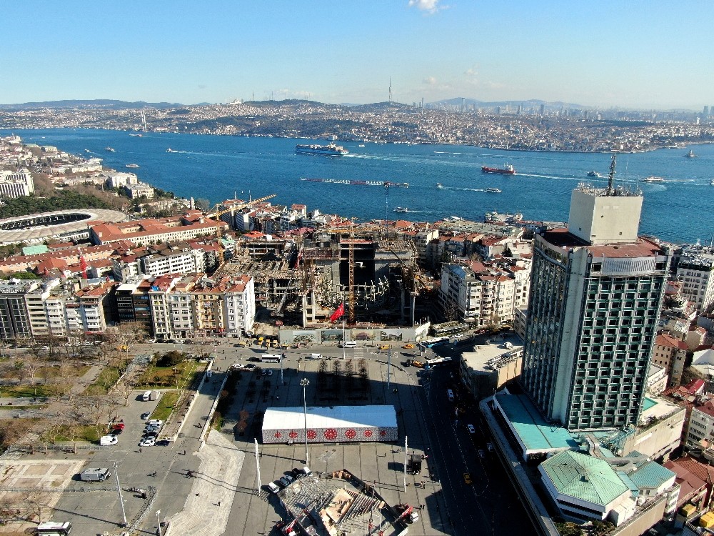 Taksim AKM’de son durum havadan görüntülendi 