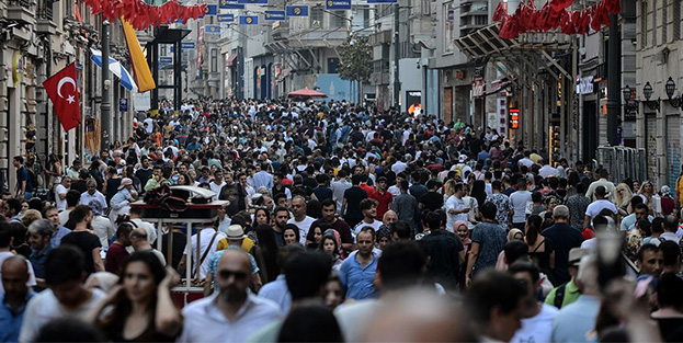 İstanbul dayanılmaz noktaya geldi ! Kaçacak yer arıyorlar!