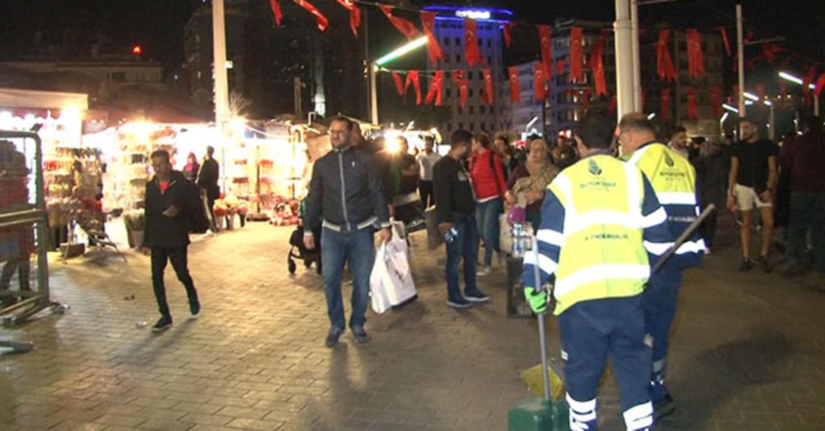 Taksim Meydanı trafiğe açıldı