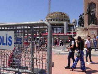 Taksim'de 1 Mayıs önlemleri başladı