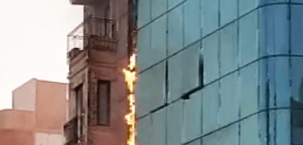 Taksim'de bir binada yangın çıktı