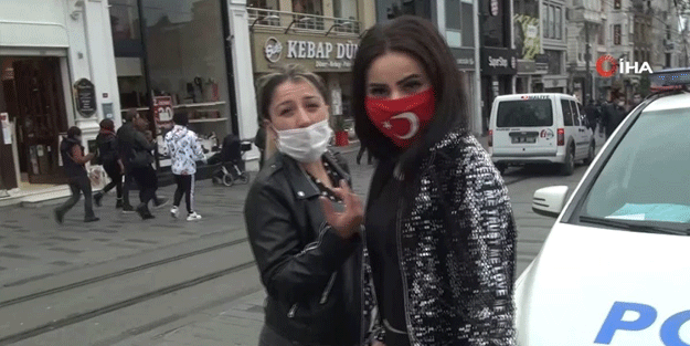 Taksim'de ceza yiyen İranlılar, gazetecilere saldırdı