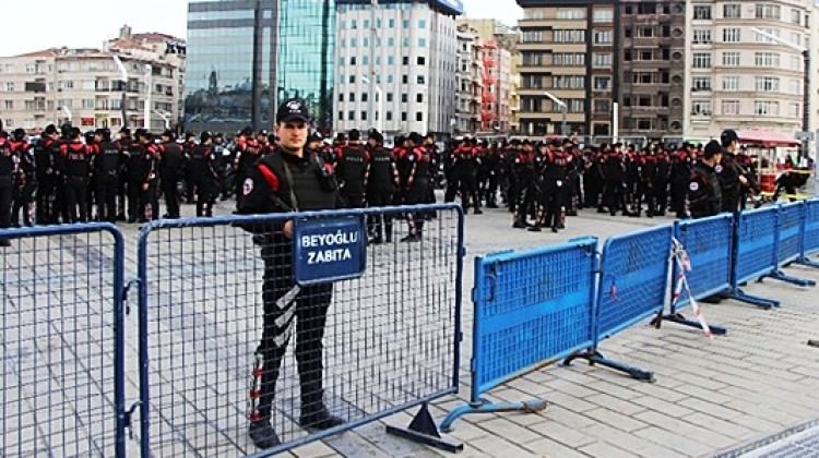 Taksim'de kuş uçurtulmuyor!