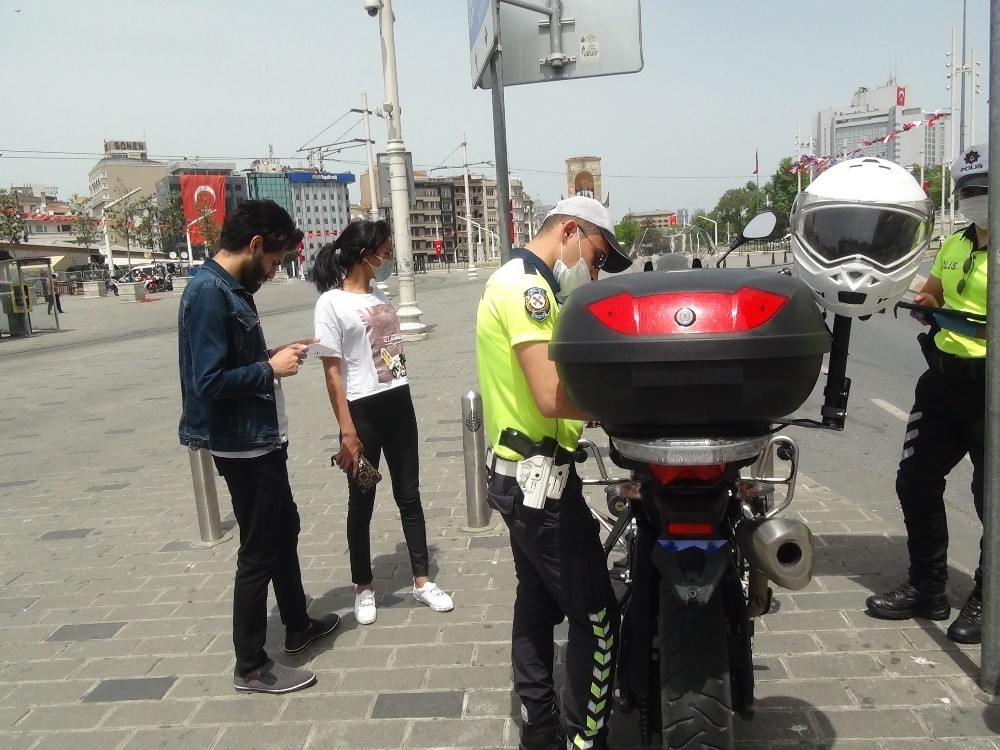 Taksim’de maske takmayan Ürdünlü vatandaşa ceza 