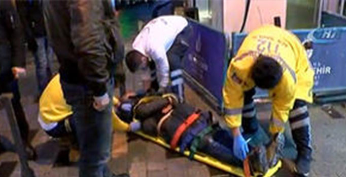 Taksim'de olaylı gece: Kendi kazdığı çukura düştü