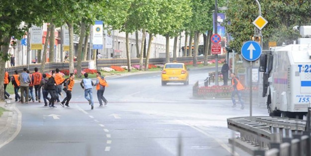 Taksim'de polis müdahalesi!
