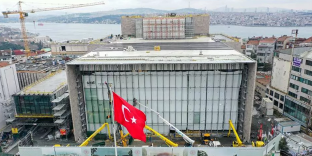 Taksim'deki Atatürk Kültür Merkezi inşaatı sona yaklaşıyor
