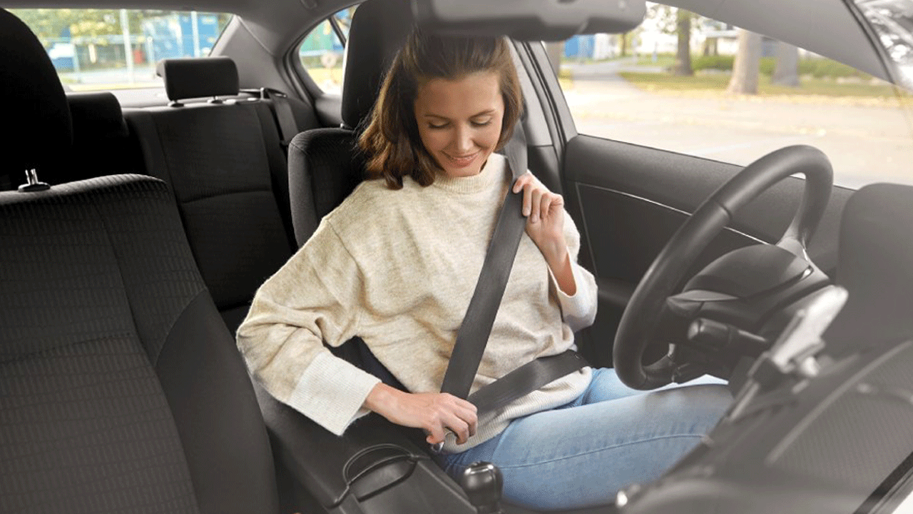 Taktığı emniyet kemeri kanserden kurtardı