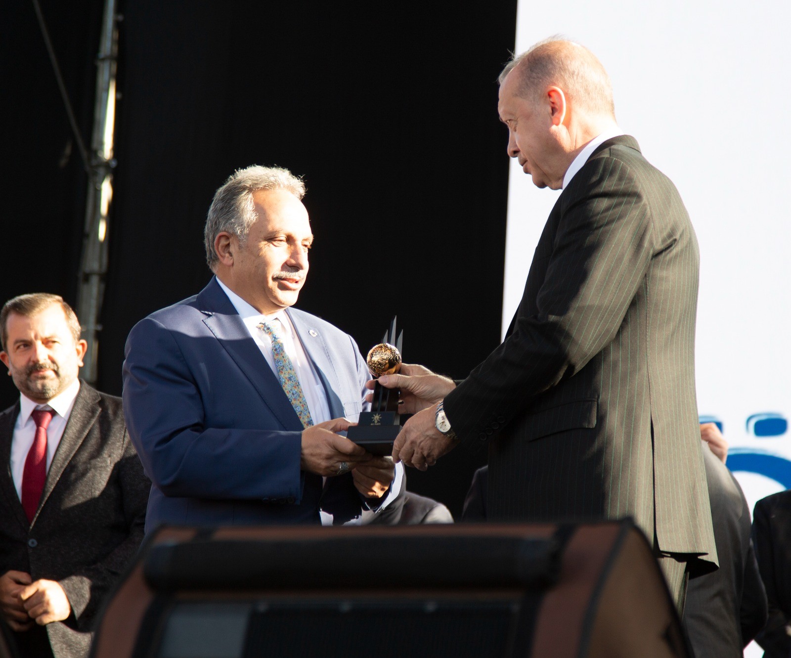 Talas belediye başkanına ödül yağmuru!