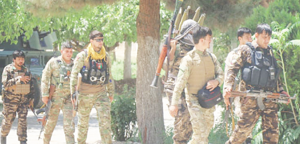 Taliban adım adım tüm ülke kontrolünü ele geçiriyor! Bu kez İran sınırındaki İslam Kale Sınır Kapısı’nı ele geçirdiler