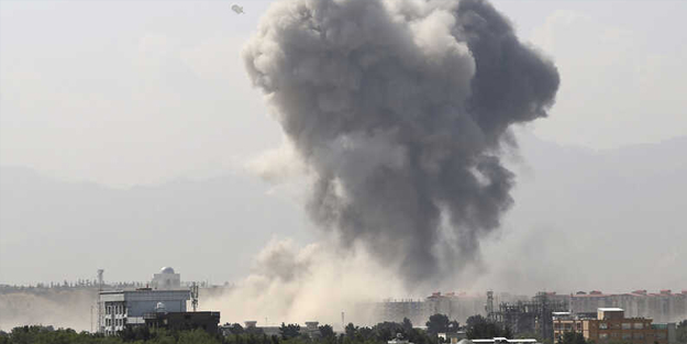 Taliban bu kez tünel bombasıyla vurdu