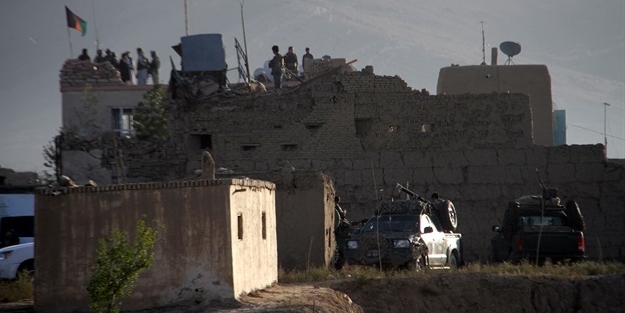 Taliban hapishanesine baskın