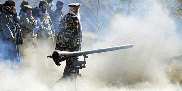 Taliban o ülke ile çatıştı! Ölü askerler var