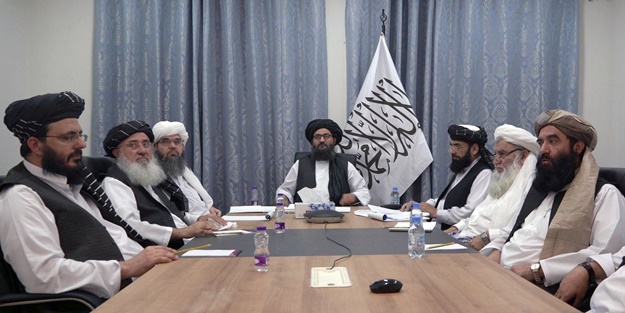 Taliban Kabine toplantısında gençler için önemli karar!