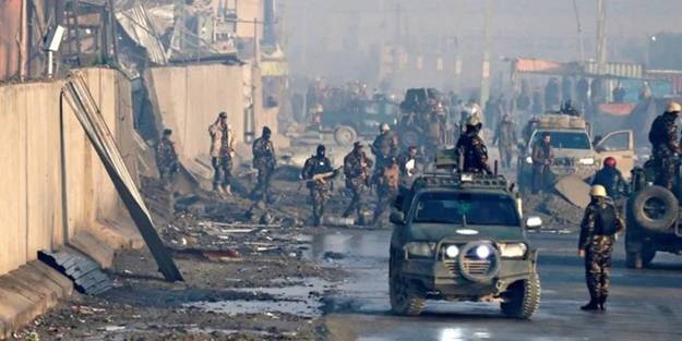 Taliban vilayet merkezine saldırdı: Çok sayıda ölü ve yaralı var