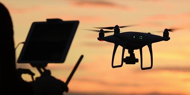 Taliban'dan Afganistan'a drone'lu saldırı