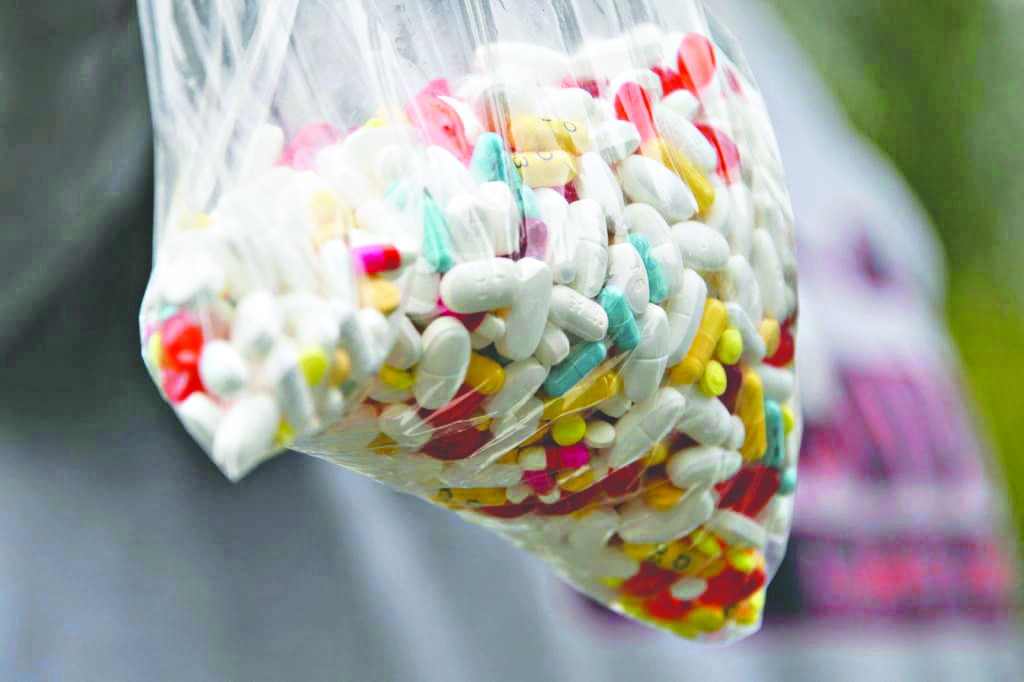 Taliban’ın afyon yasağına ağlıyorlar