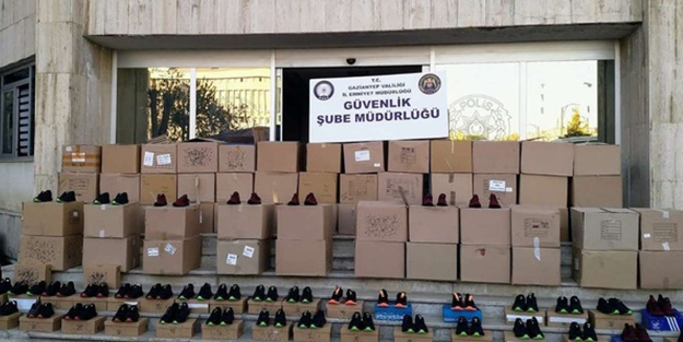 Tam 2 bin 944 adet taklit ayakkabı ele geçirildi!