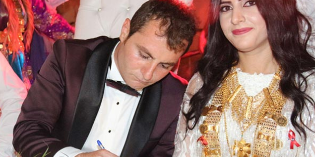 Tam 3 kilo altın taktılar! Gelin taşıyamadı