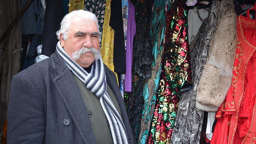 Tam 35 yıldır Yeşilçam'a kostüm satıyor