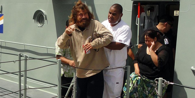 Tam 438 gün boyunca okyanusta mahsur kalan adam bakın nasıl hayatta kalmış!