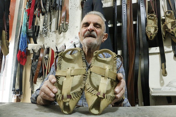 Tam 75 yıldır bu işi yapıyor!