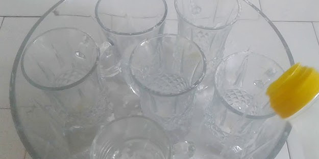 Tam anlamıyla virüs yiyen: Bardakta oluşan lekelere karşı öyle bir etkili ki! Bu teknik her yere bir anda nüfuz ediyor