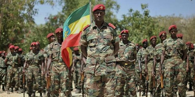 Tam bin askeri isyancıların elinden kurtardılar