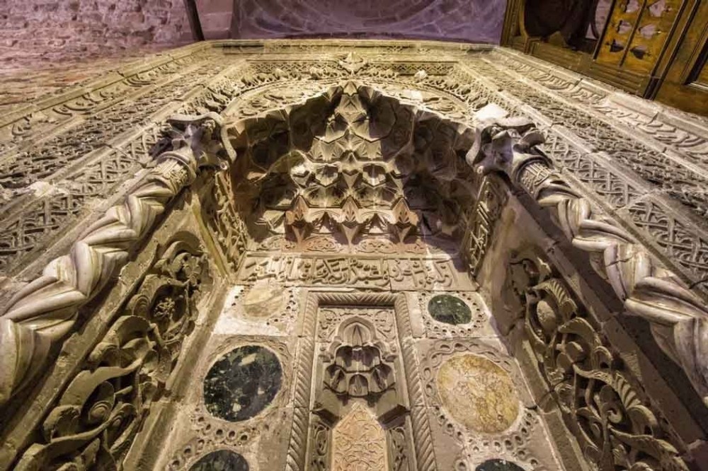 Tam Bir Sanat Eseri Olan Sivasi Hatun Camii Ziyaretçileri Hayran Bırakıyor 