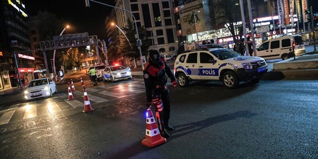 Tam kapanma öncesi orayı da kilitlediler