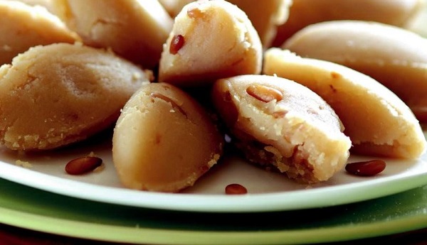 Tam kıvamında un helvası nasıl yapılır? Un helvası tarifi