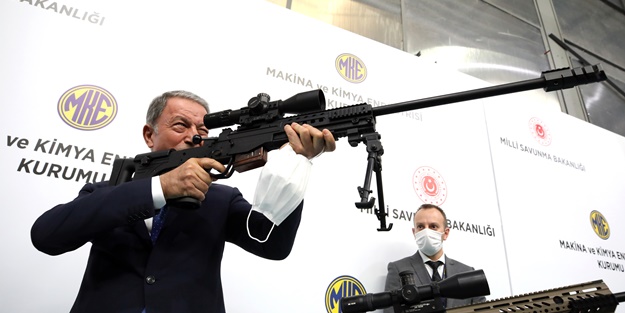 Tamamen yerli ve milli imkanlarla üretildi: Bakan Hulusi Akar bizzat test etti