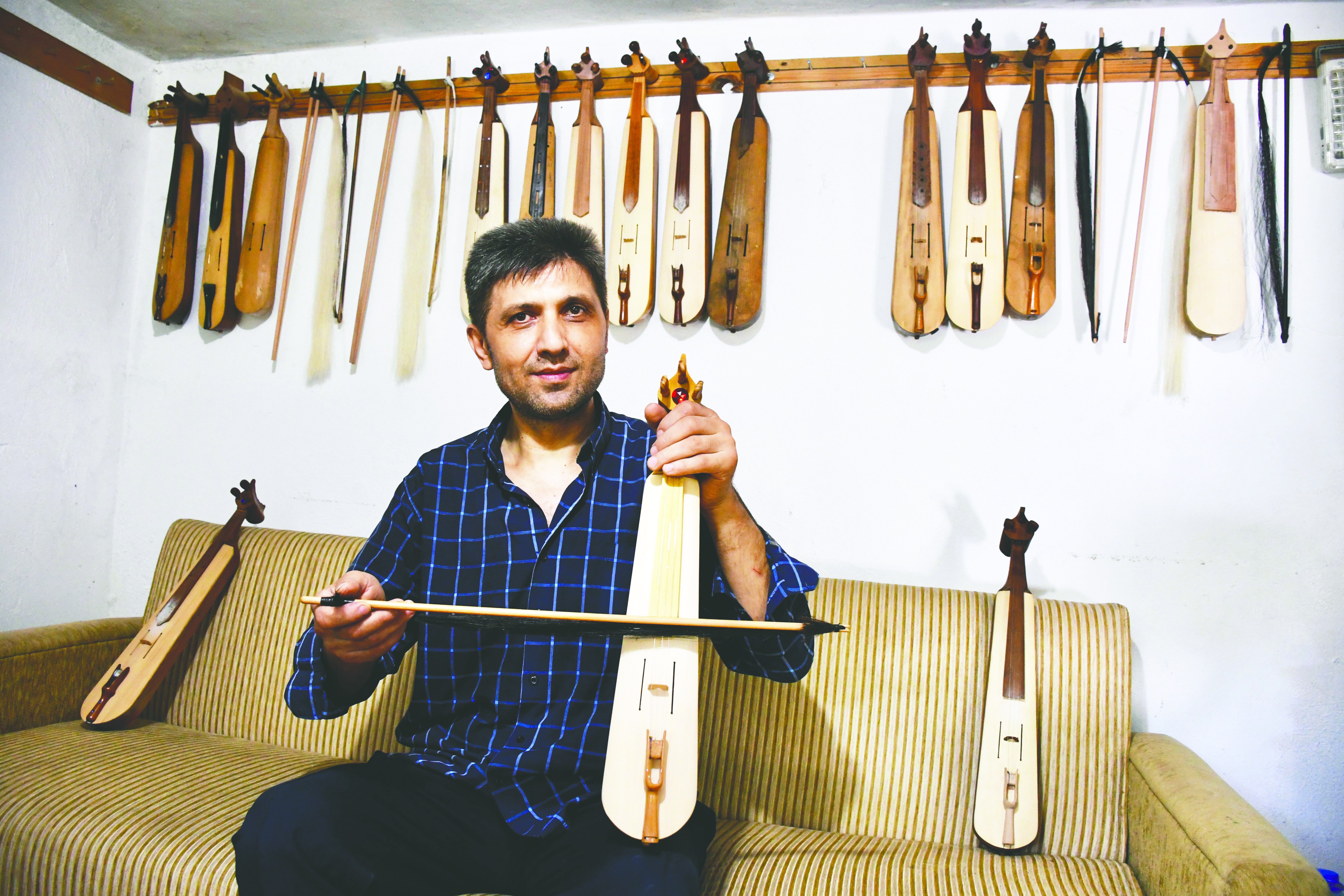 Tamirci bulamayınca kendisi usta oldu