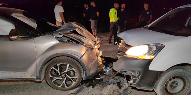 Tamirciye bırakılan araçla gezi keyfi kazayla bitti: 6 yaralı