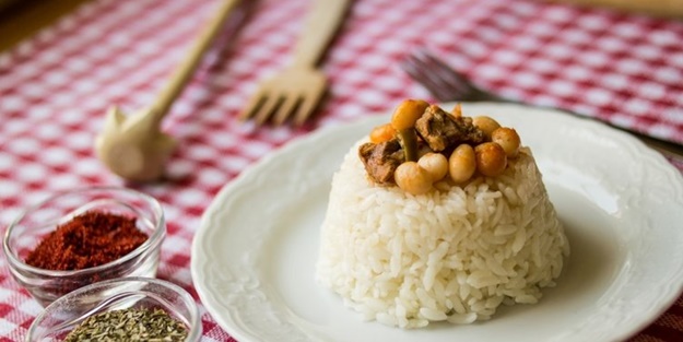 Tane tane pilav nasıl yapılır? Lezzetli pilav tarifi ve malzemeleri