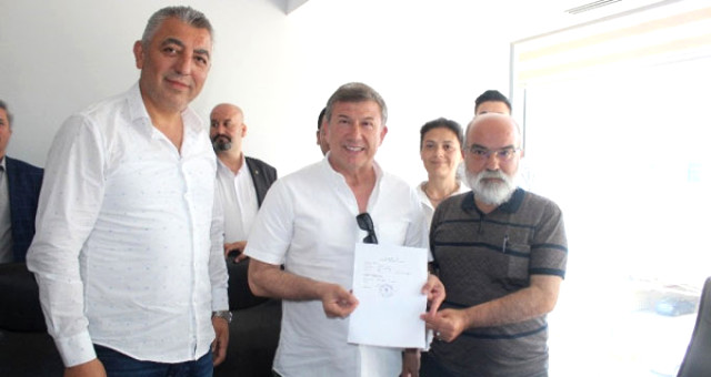 Tanju Çolak adaylık başvurusunu yaptı