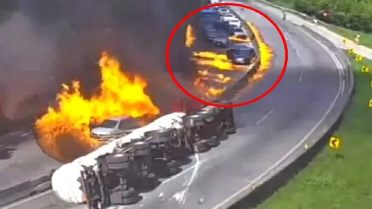  Tanker devrilerek alev aldı, araçlar alev topunun içinde kaldı!