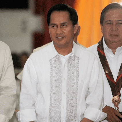 “Tanrı’nın tayin edilmiş oğluyum” dedi, onlarca kıza tecavüz etti