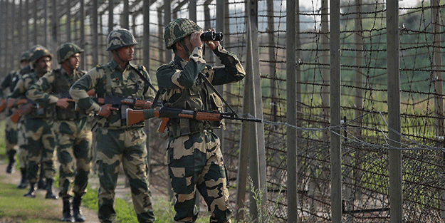 Tansiyon iyice yükseldi! Bölgeye asker yığdılar