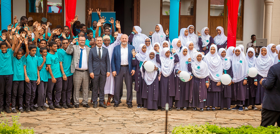 Tanzanya Zanzibar Maarif Okullarında mezuniyet programı düzenlendi