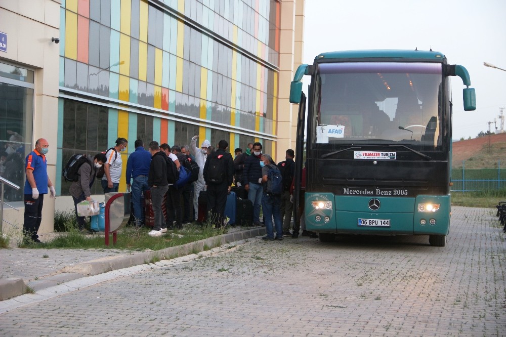 Tanzanya’dan Kırıkkale’ye getirilen 53 kişi, karantinaya alındı 