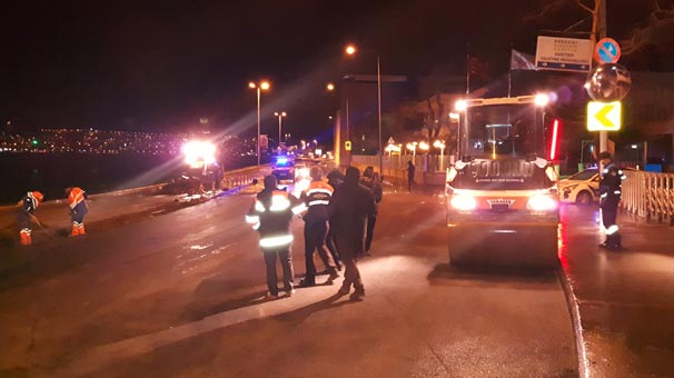 Tarabya Sahili'nde çöken yol onarılıp trafiğe açıldı