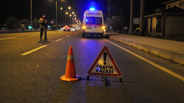 Taraftar kafilesi kaza yaptı: 1 ölü, 19 yaralı